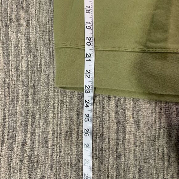 Lululemon Womens Size Medium Pullover Athletic Top Green Long Sleeve - Picture 3 of 5